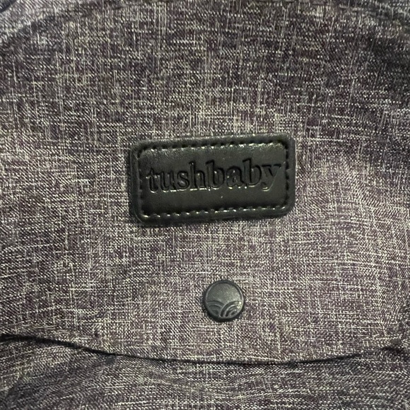 Tushbaby Lite Hip Carrier - Picture 8 of 8